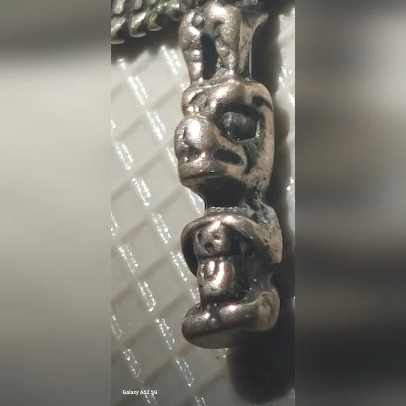 Totem pole charm on sterling chain native - Picture 8 of 13